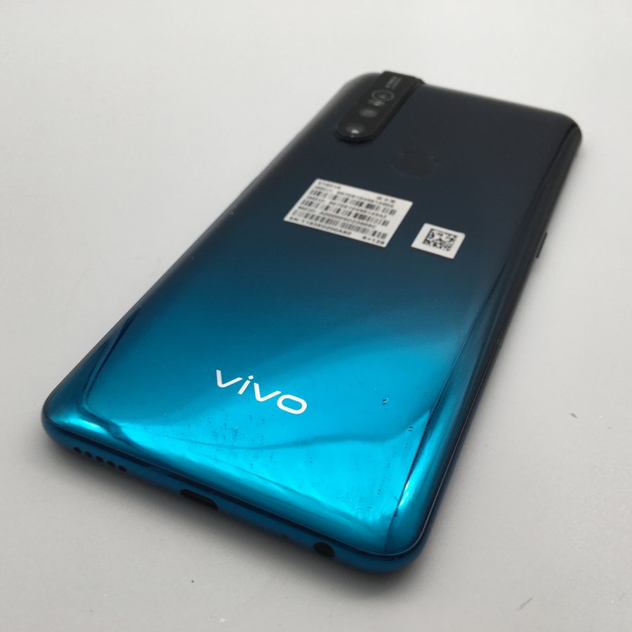 vivos1图片及价格,vivox30图片及价格 vivo【s1】全网通 蓝色 6g/128g 国行 8成新
