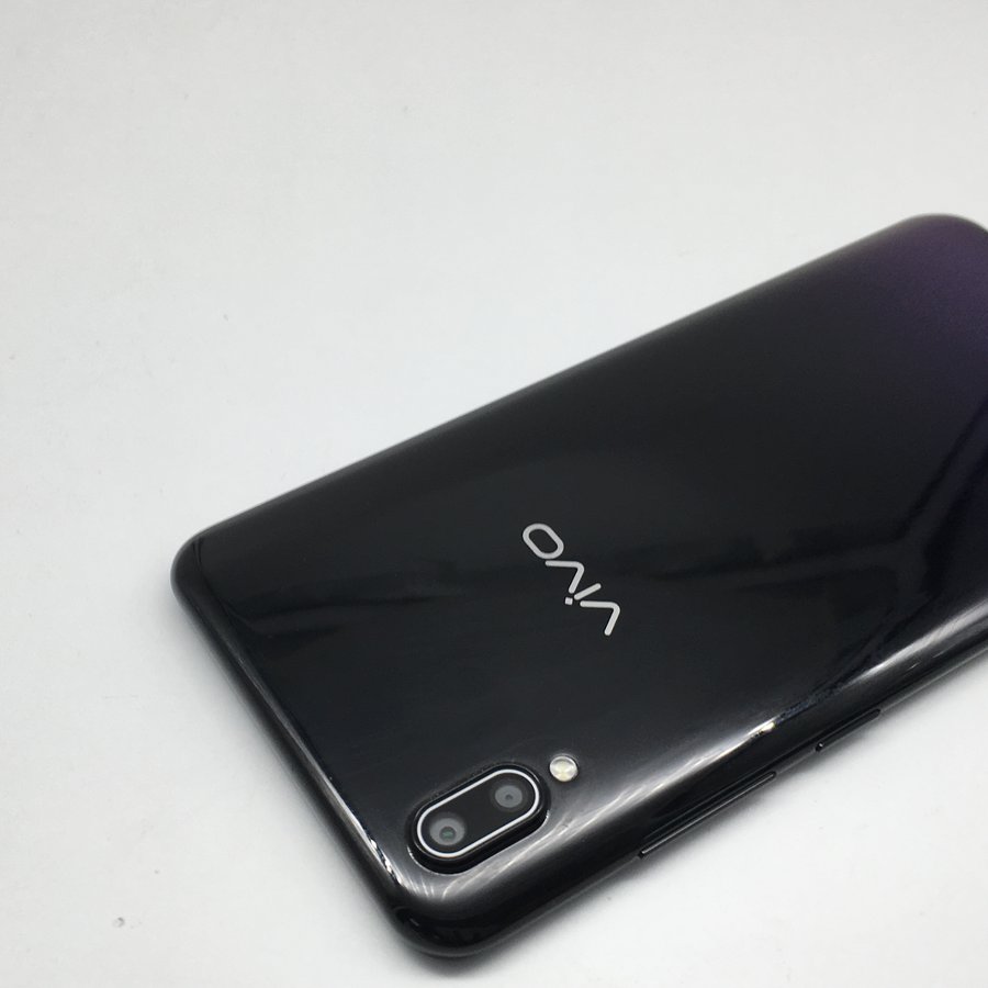 vivo【y93】全网通 黑色 4g/64g 国行 9成新