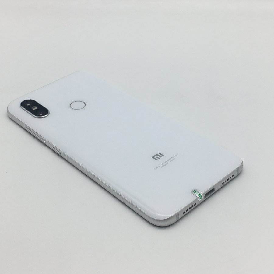小米【小米8】全网通 白色 6g/64g 国行 8成新 真机实拍