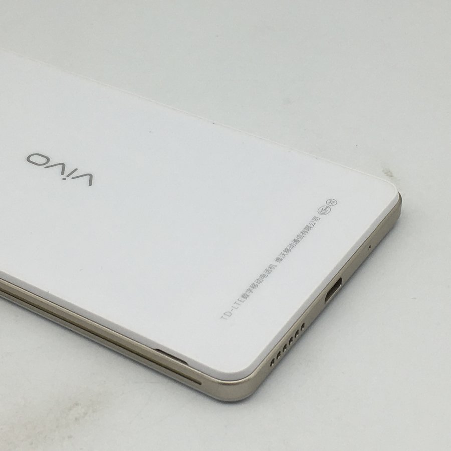 vivo【y51】全网通 白色 国行 16 g 9成新
