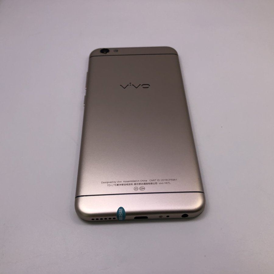 vivo【y67】全网通 金色 32g 国行 7成新
