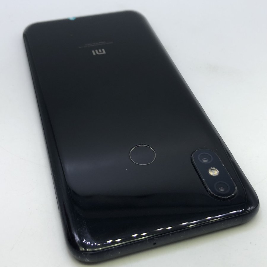小米【小米8】全网通 黑色 6g/64g 国行 8成新