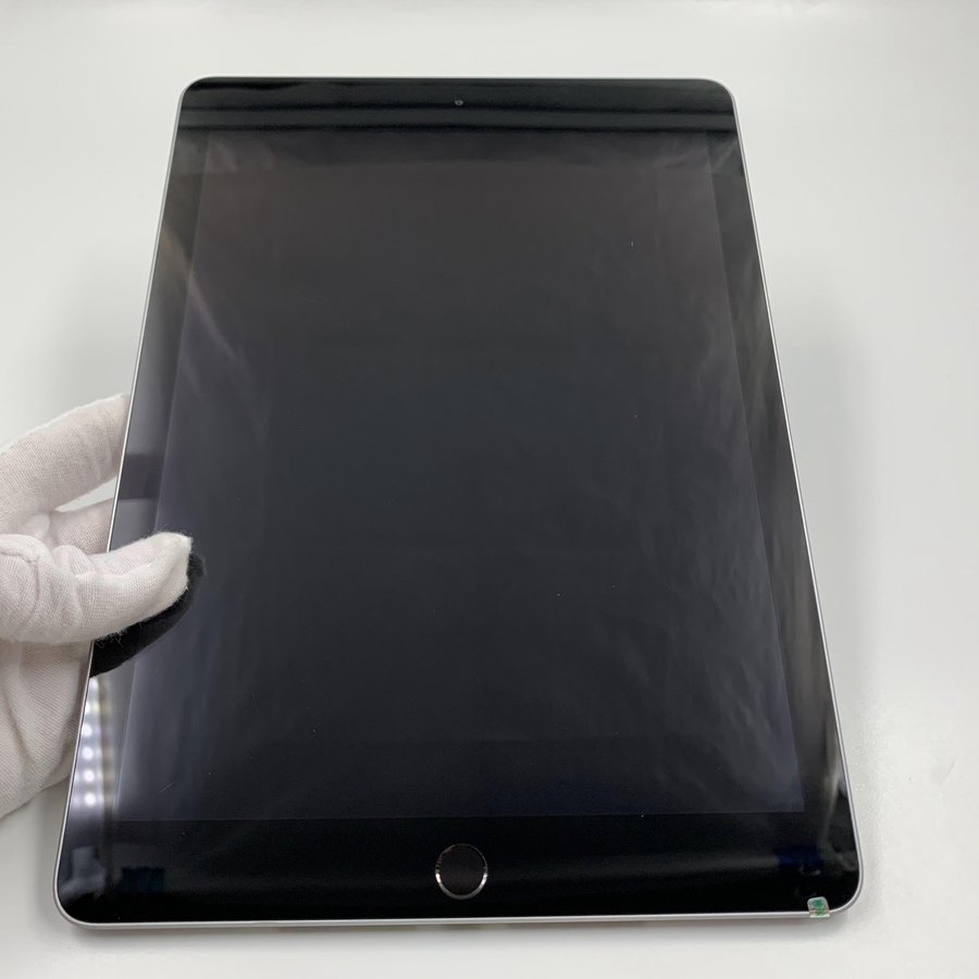 苹果【ipad8 10.2英寸 20款】wifi版 深空灰 32g 国行 99新