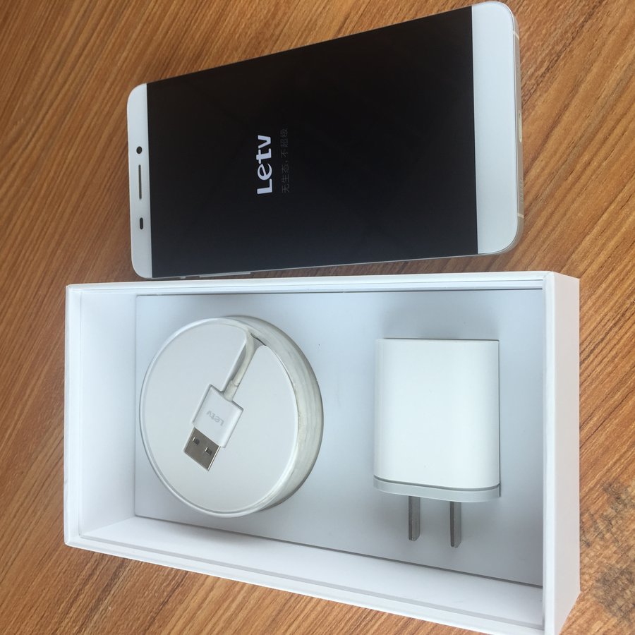 乐视【乐1 x600】 移动联通 4g/3g/2g 白色 32 g 国行9成新