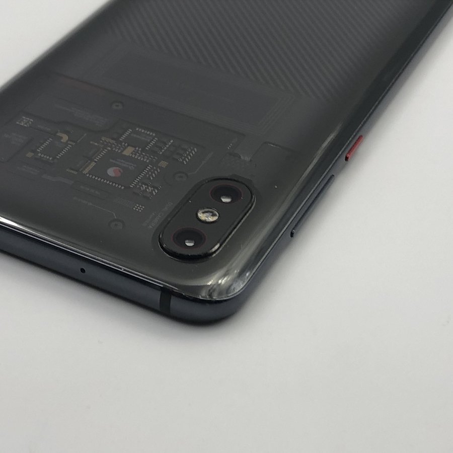 小米【小米8屏幕指纹版】全网通 透明 8g/128g 国行 9成新