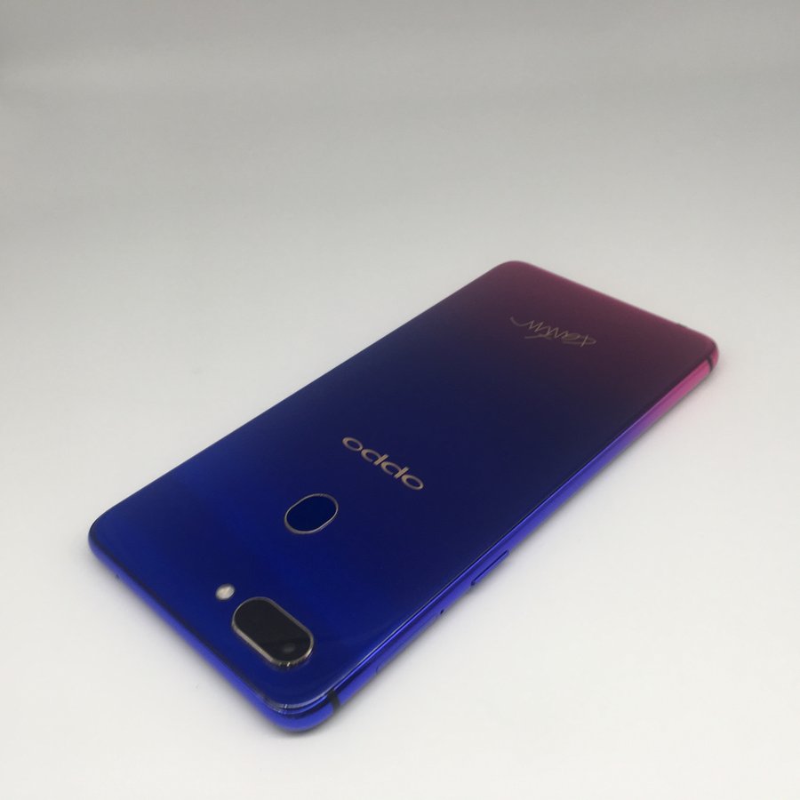 oppor15星云版全网通紫色6g128g国行8成新