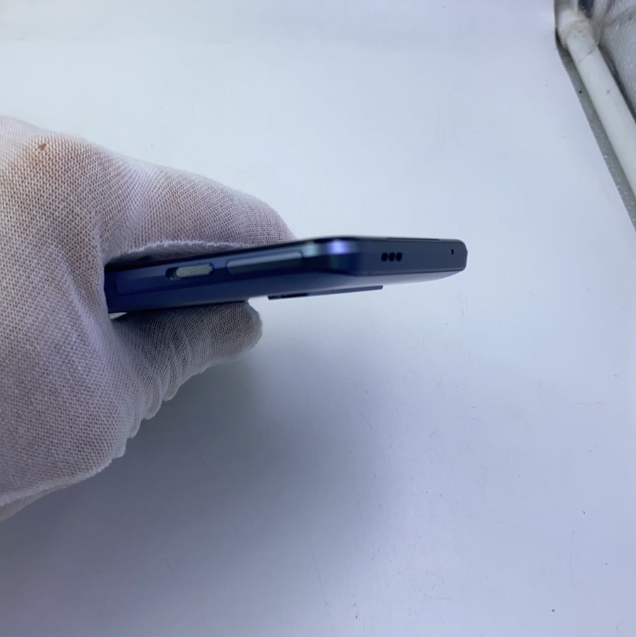 小米【黑鲨 4 5g】5g全网通 凌光灰 12g/128g 国行 9成新