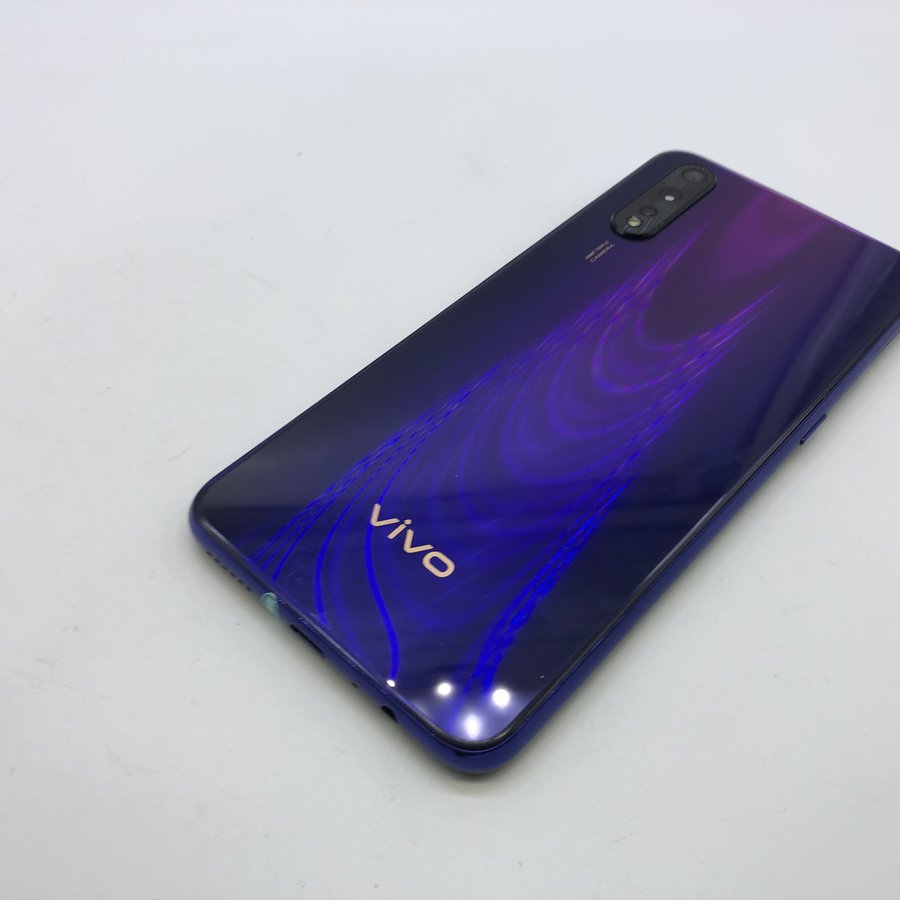 vivo【z5】全网通 极光幻境 6g/64g 国行 99成新