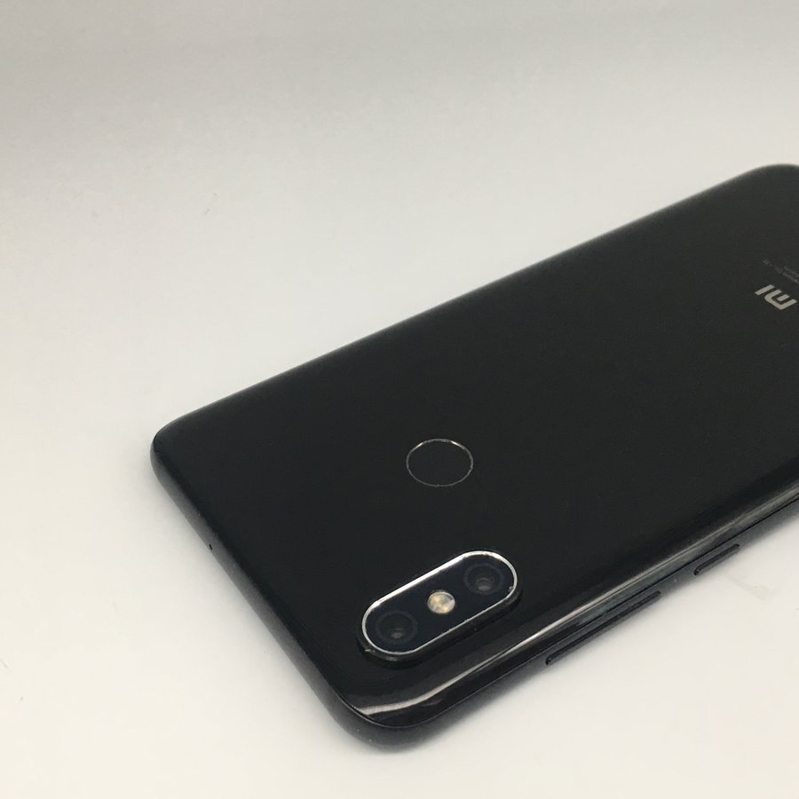 小米【小米8】全网通 黑色 6g/64g 国行 8成新