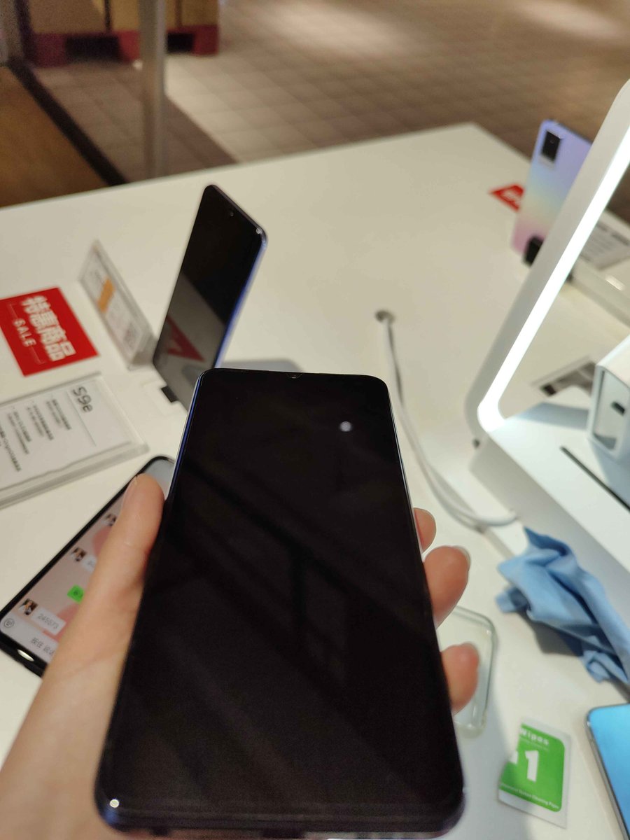 vivo【iqoo z3】5g全网通 深空 8g/128g 国行 95新