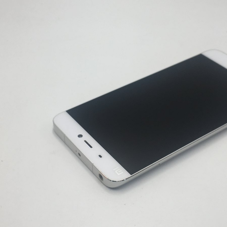 小米【小米5】全网通 白色 64g 国行 9成新