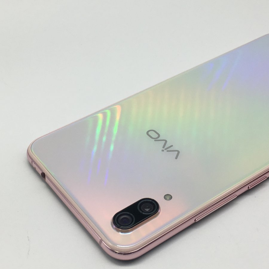 vivo【vivo x23 幻彩版】全网通 北极晨曦 6g/128g 国行 9成新