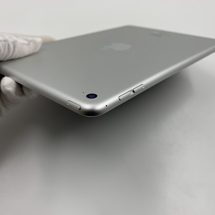 苹果【ipad mini 4】wifi版 银色 128g 国行 95新 真机实拍