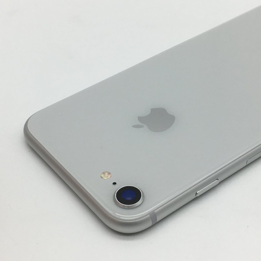 苹果【iphone 8】全网通 银色 64 g 国行 95成新 真机实拍