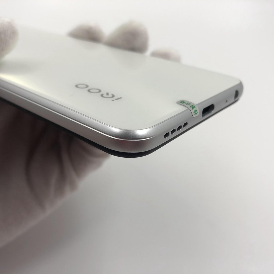 vivo【iqoo u3】5g全网通 缎绸白 6g/128g 国行 95新 真机实拍
