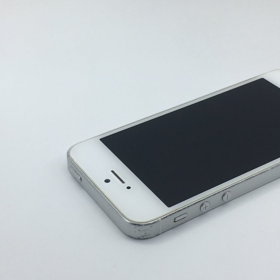 苹果【iphone 5s】移动联通 4g/3g/2g 银色 16 g 国行 7成新