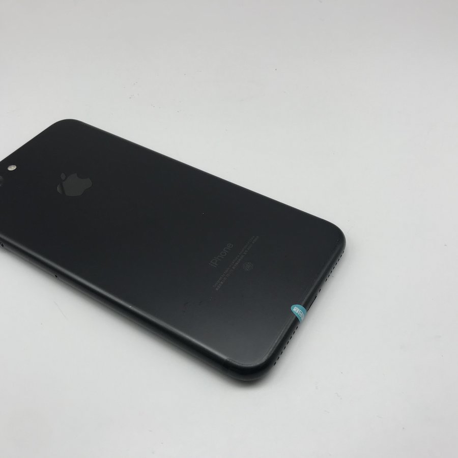 苹果【iphone 7 plus】全网通 黑色 128g 国行 8成新