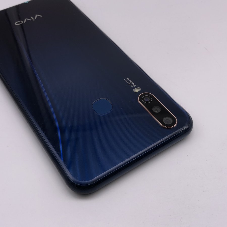 vivo【y3】全网通 蓝色 4g/64g 国行 8成新