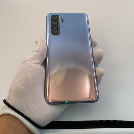 华为【nova 7 se 5g】5g全网通 银月星辉 8g/128g 国行 9成新