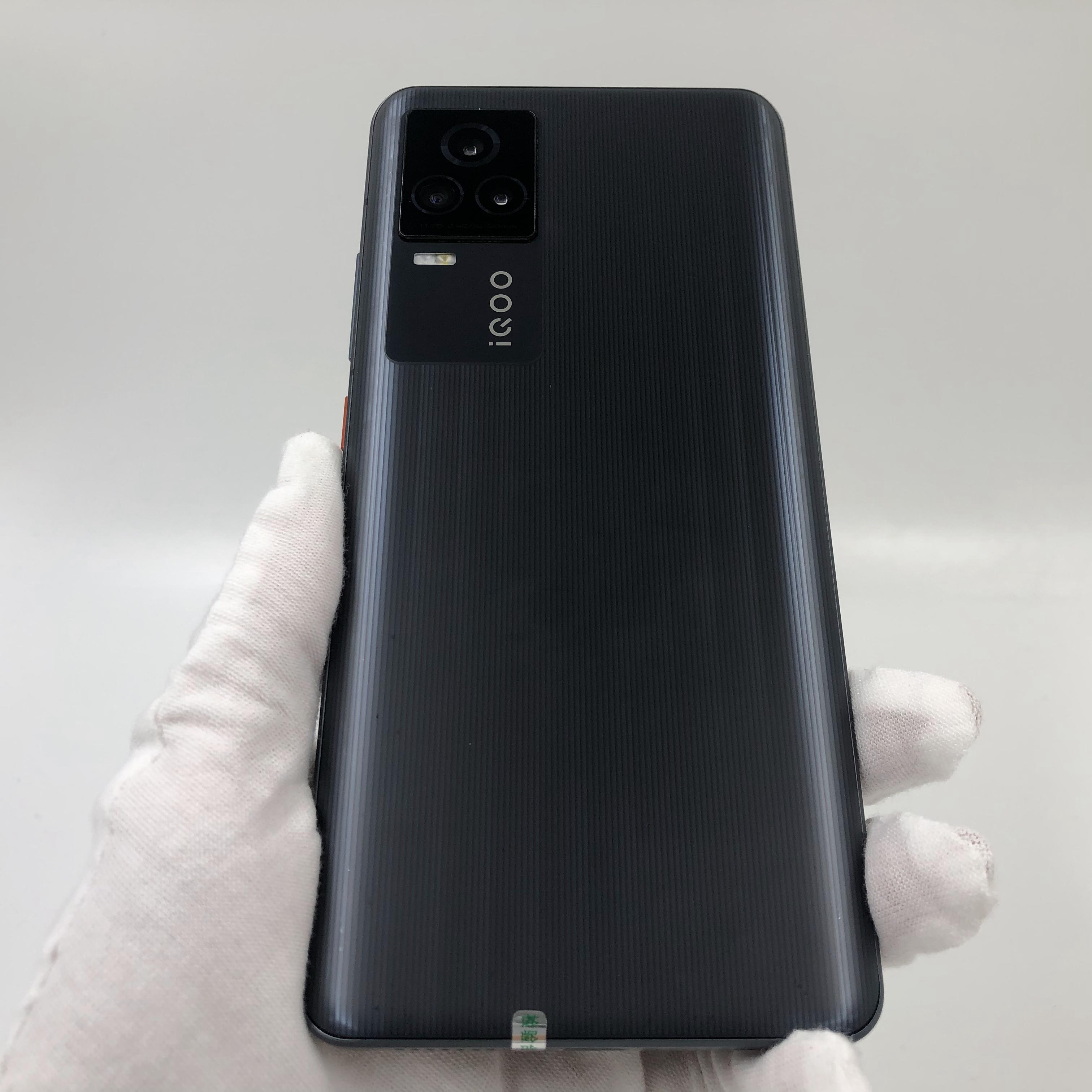 vivo【iqoo 7】5g全网通 黑境 12g/256g 国行 95新 真机实拍