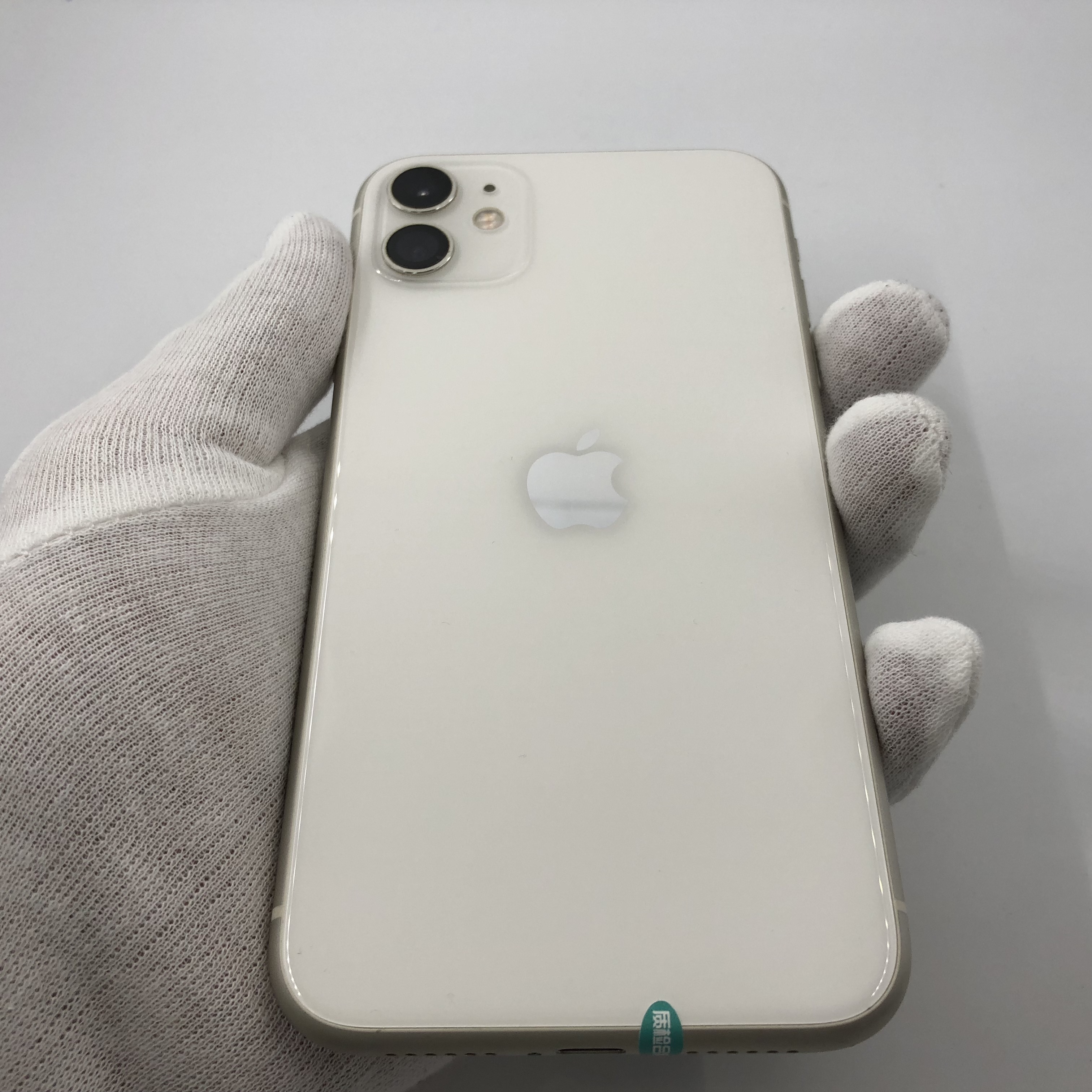 苹果【iphone 11】全网通 白色 64g 国行 99新