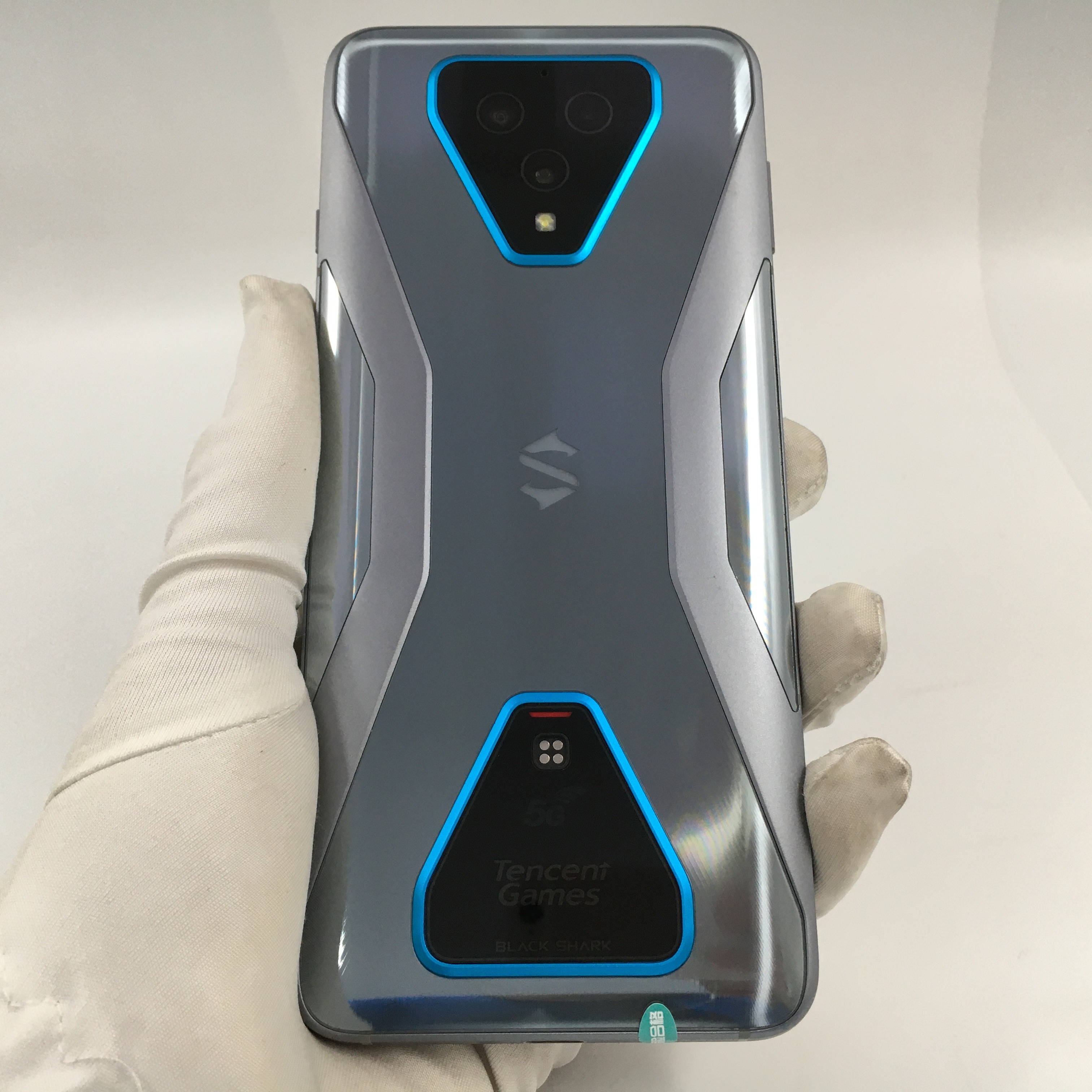 官方质检95成新 国行 5g全网通 8g/128g 铠甲灰 小米 黑鲨 3 5g