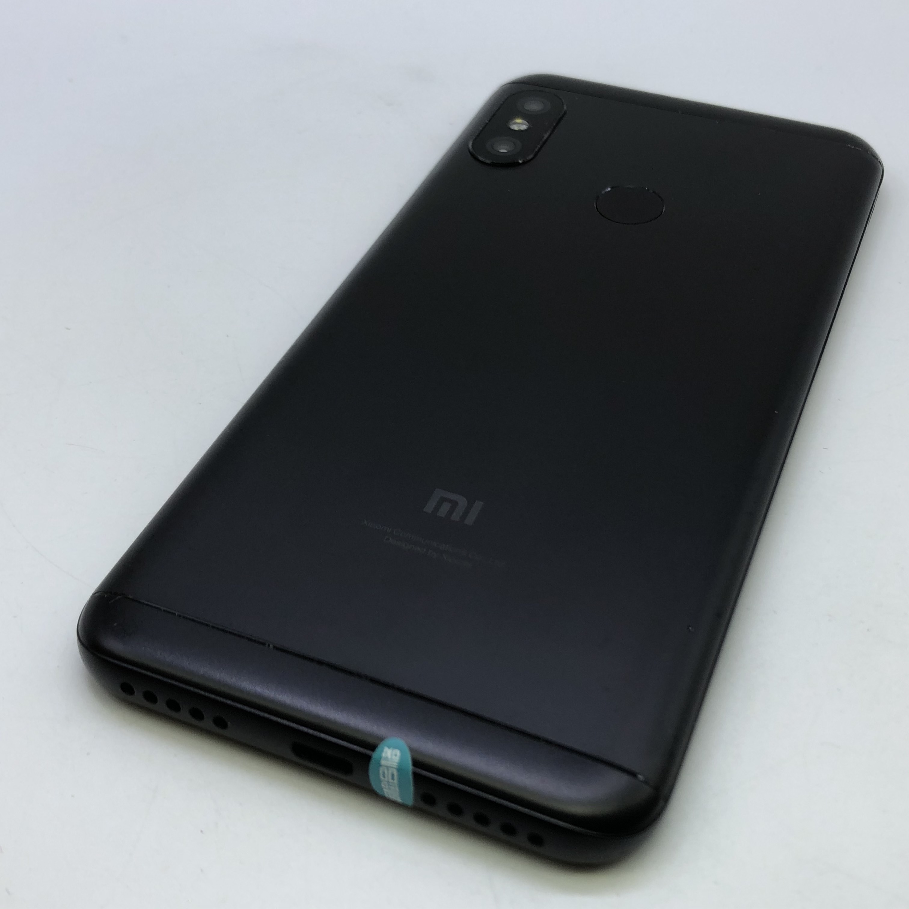 小米【红米6 pro】全网通 黑色 4g/64g 国行 9成新