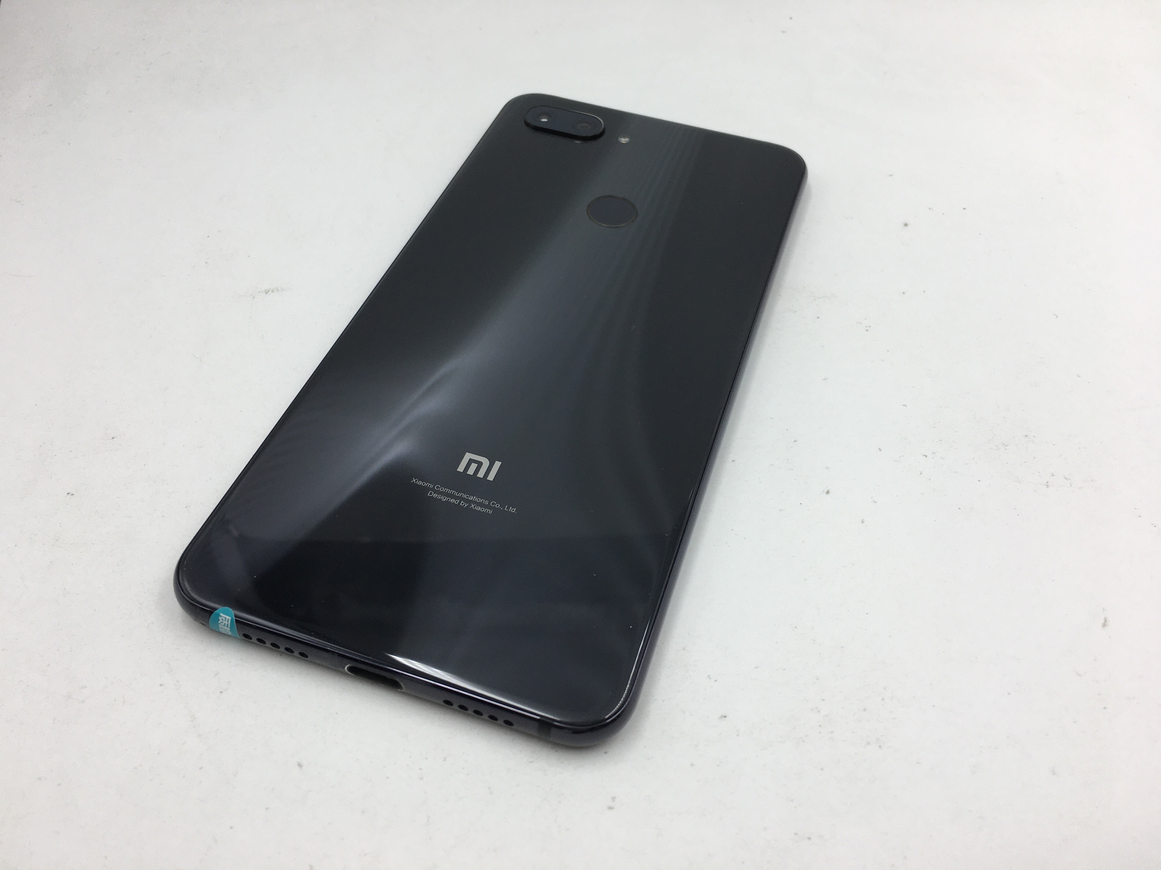 小米【小米8青春版】全网通 灰色 6g/128g 国行 9成新