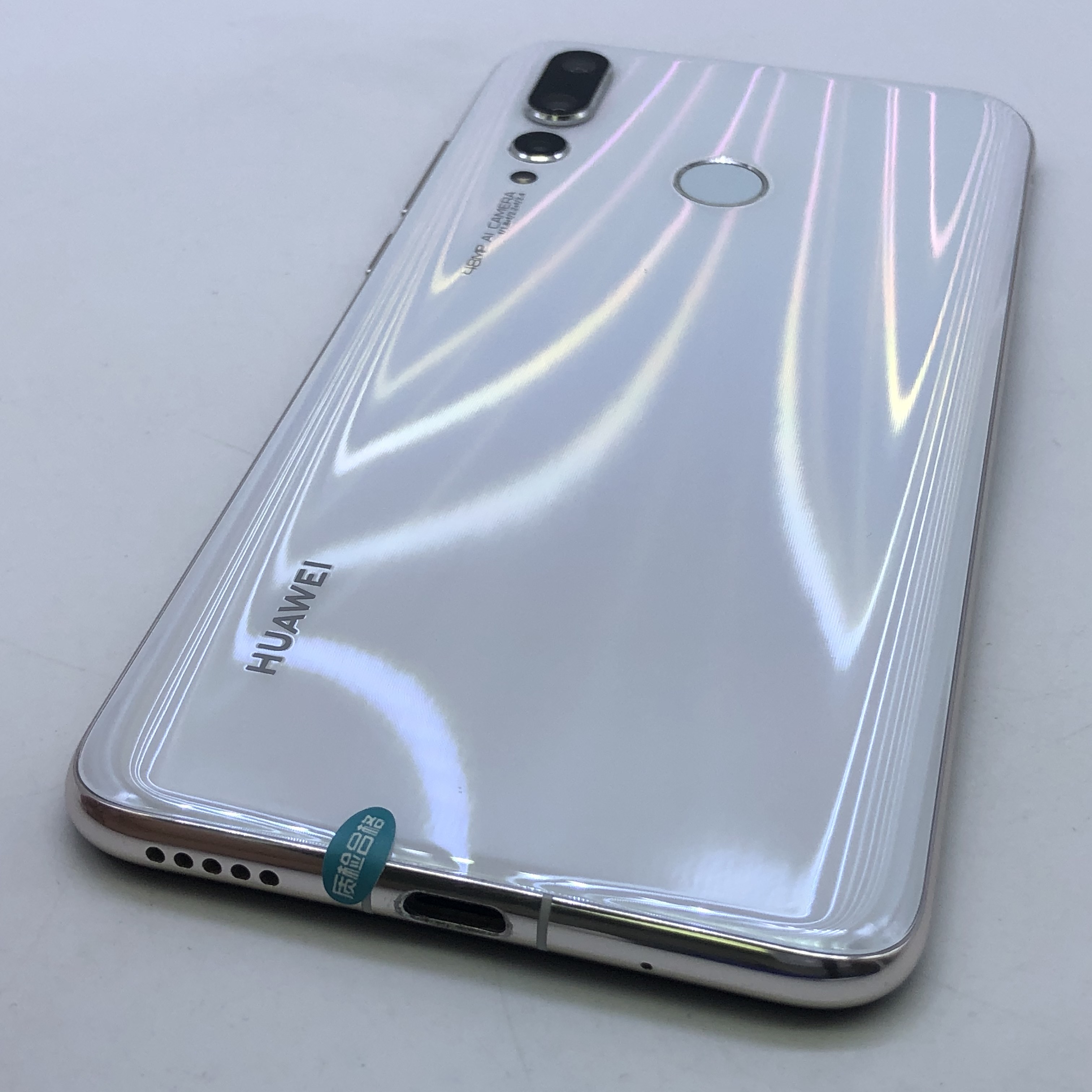 华为【nova4】全网通 白色 8g/128g 国行 8成新