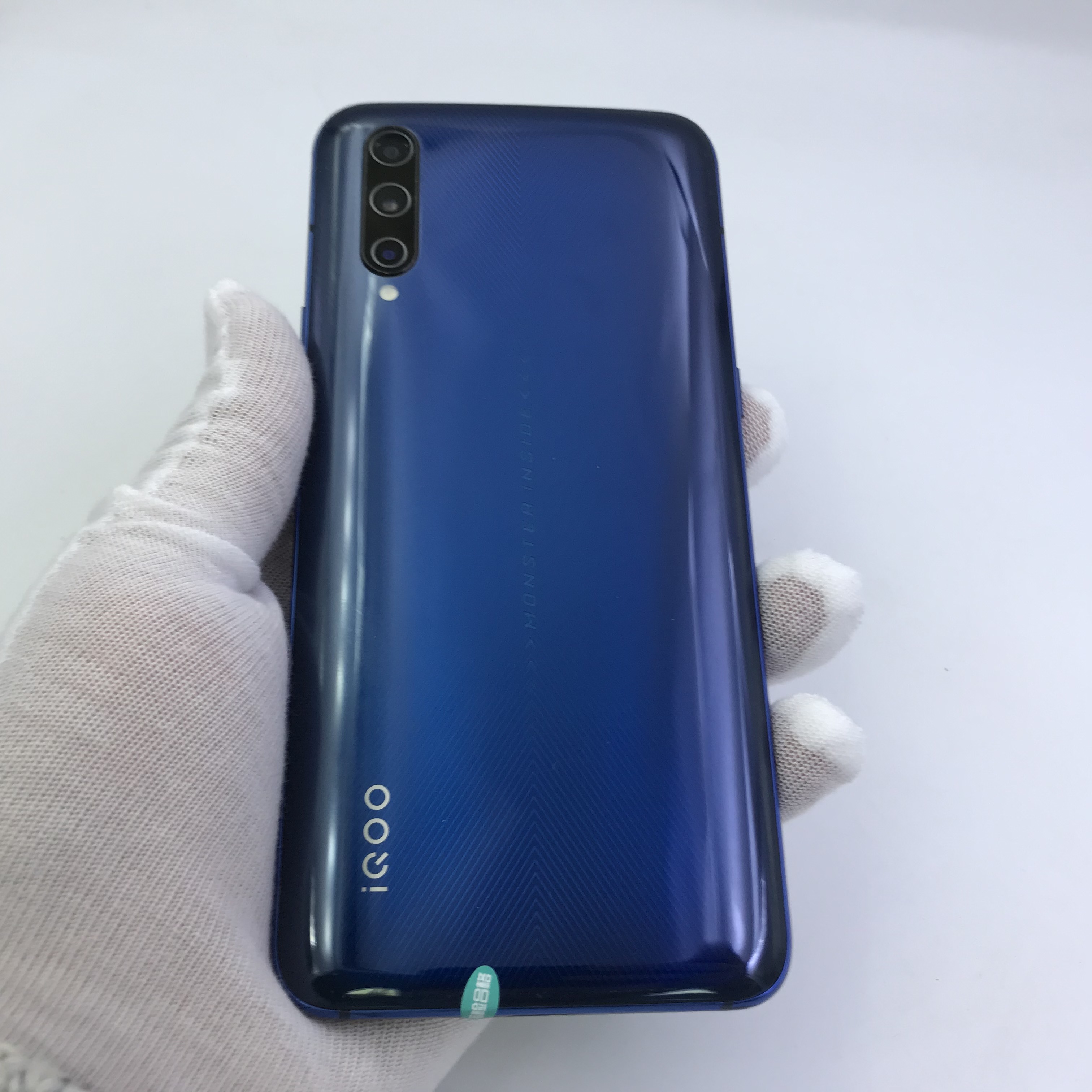 官方质检8成新及以下 蓝色 8g/128g 国行 4g全网通 vivo iqoo pro