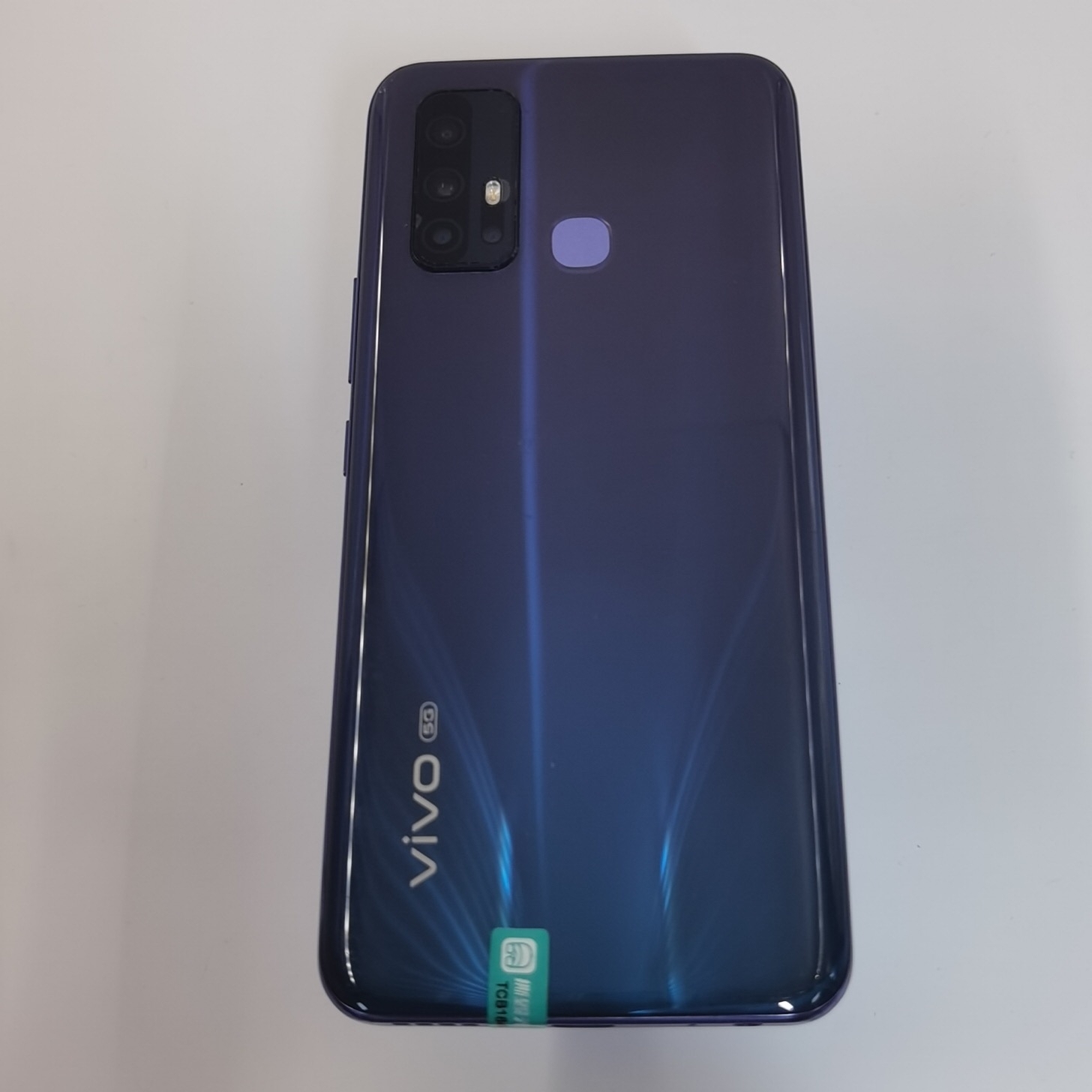 vivo【vivo Z6】5G全网通 星际银 8G/128G 国行 9成新 