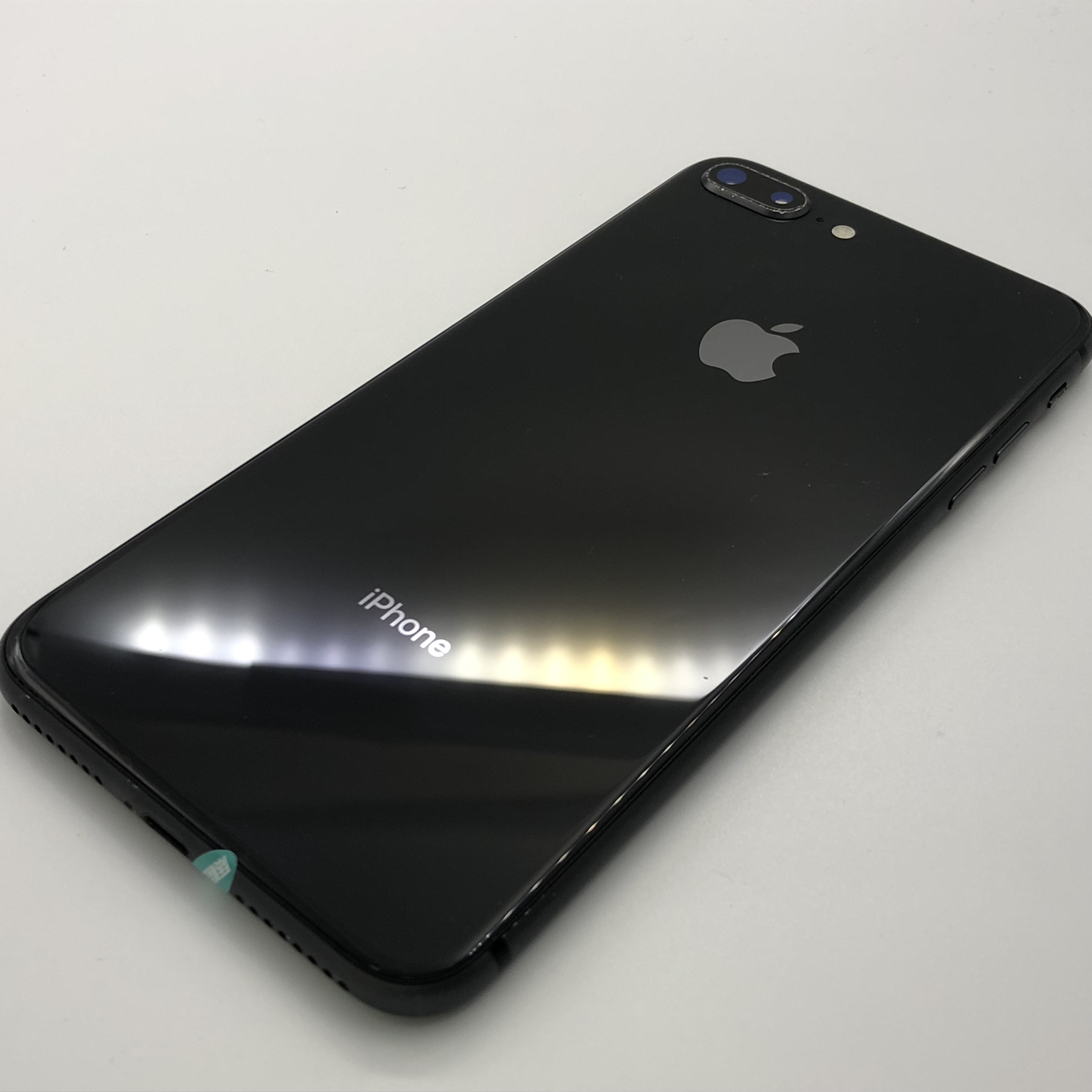 苹果【iphone 8 plus】全网通 深空灰 64g 国行 7成新