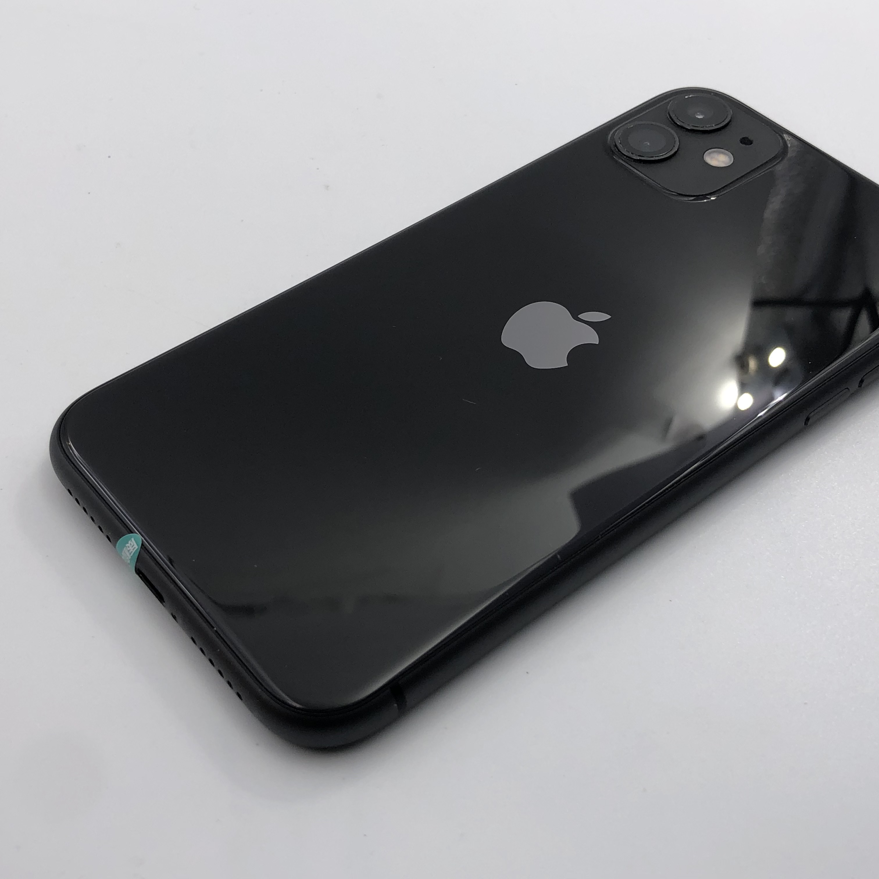 苹果【iphone 11】全网通 黑色 64g 国行 7成新