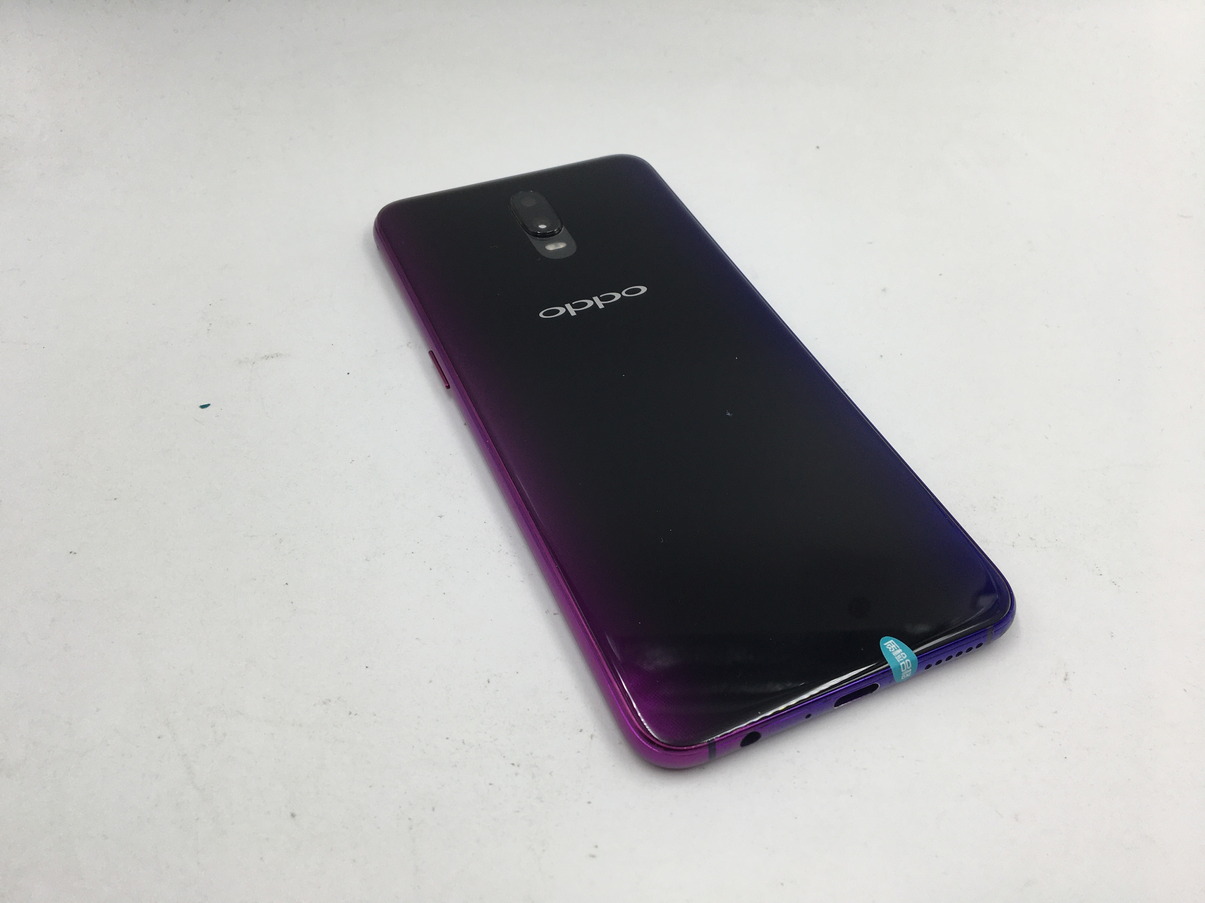 官方质检9成新 全网通 6g/128g 国行 雾光渐变 oppo r17