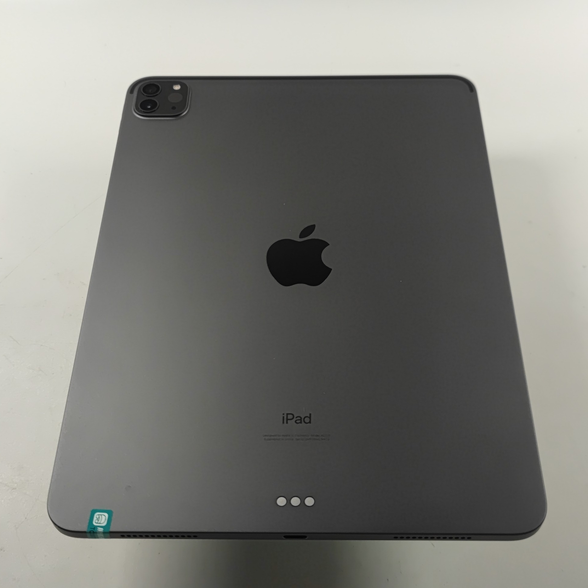 苹果【iPad Pro 11英寸  20款】WIFI版 深空灰 256G 水货无锁 9成新 