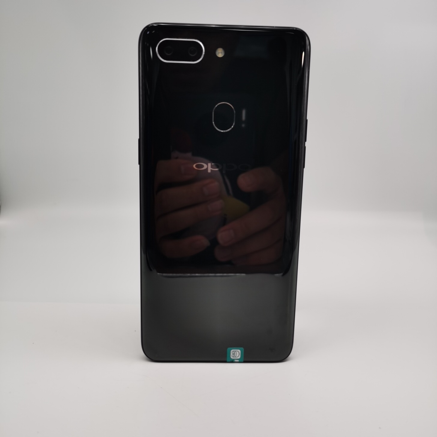 oppo【oppo r15梦镜版】全网通 黑色 6g/128g 国行 8成新