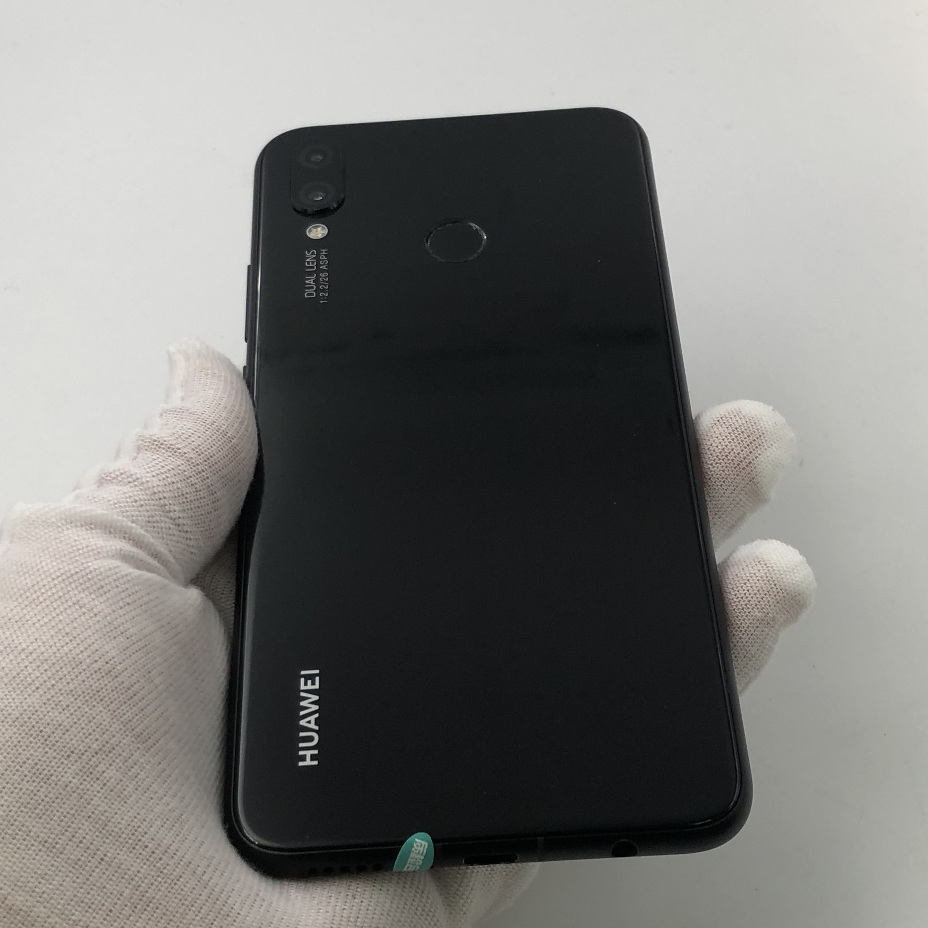 官方质检95成新 国行 亮黑色 6g/128g 4g全网通 华为 nova3i