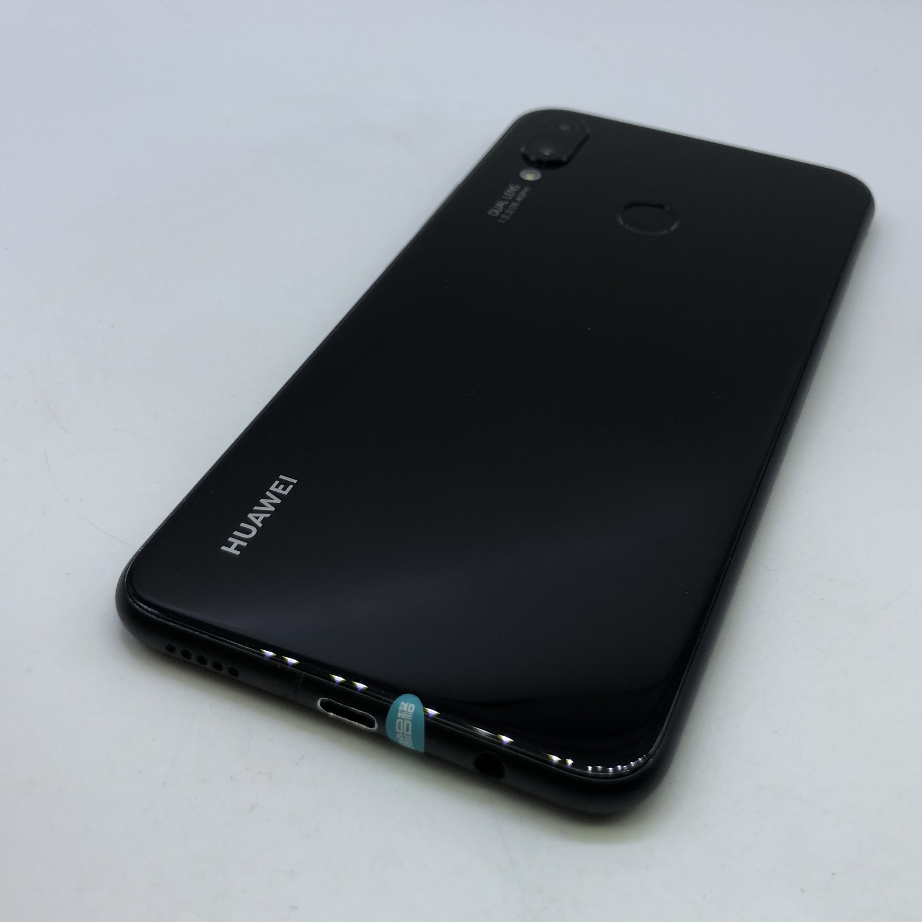 华为【nova3i】全网通 亮黑色 4g/128g 国行 8成新