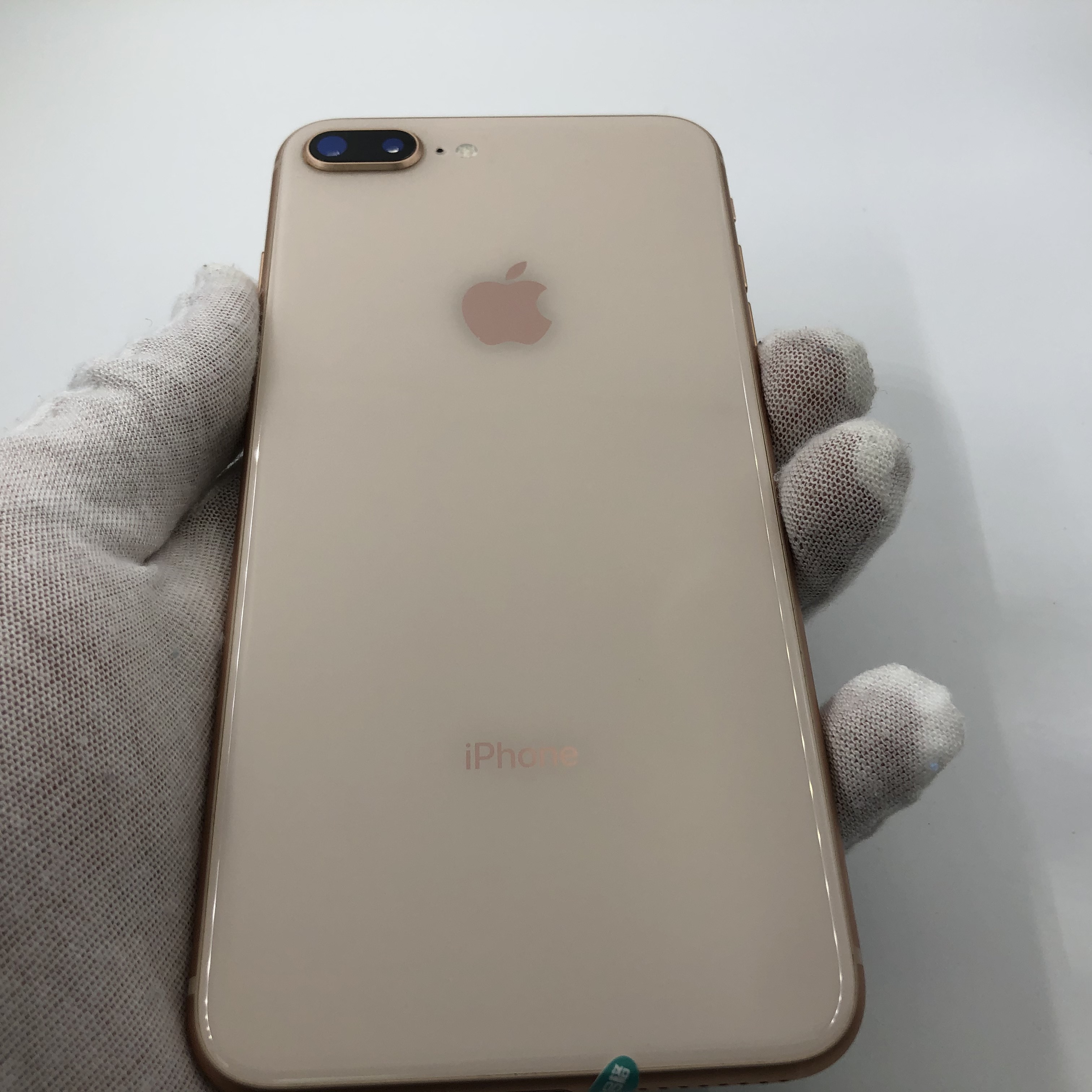 苹果【iphone 8 plus】全网通 金色 64g 国行 7成新