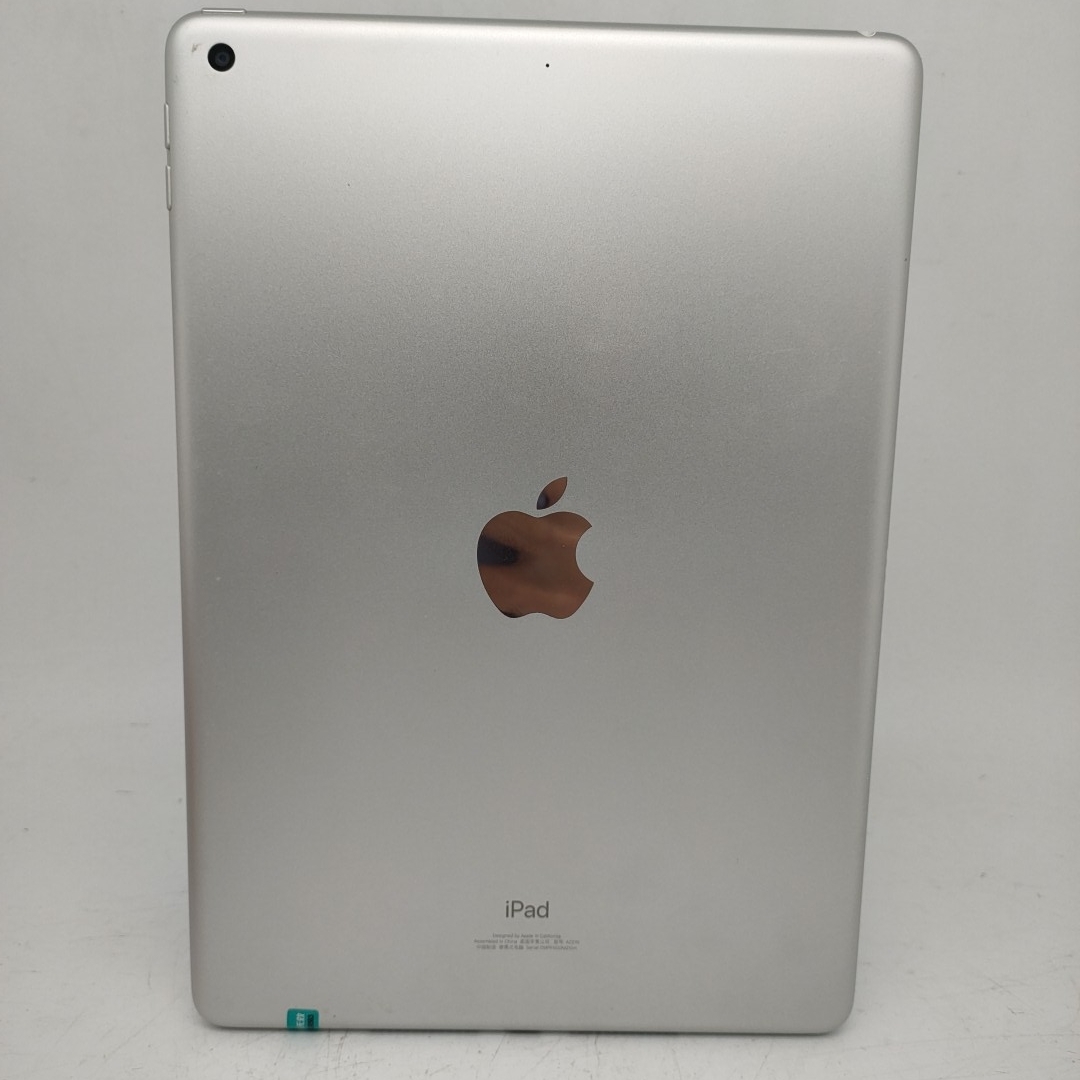 苹果【iPad8 10.2英寸 20款】WIFI版 银色 128G 国行 8成新 