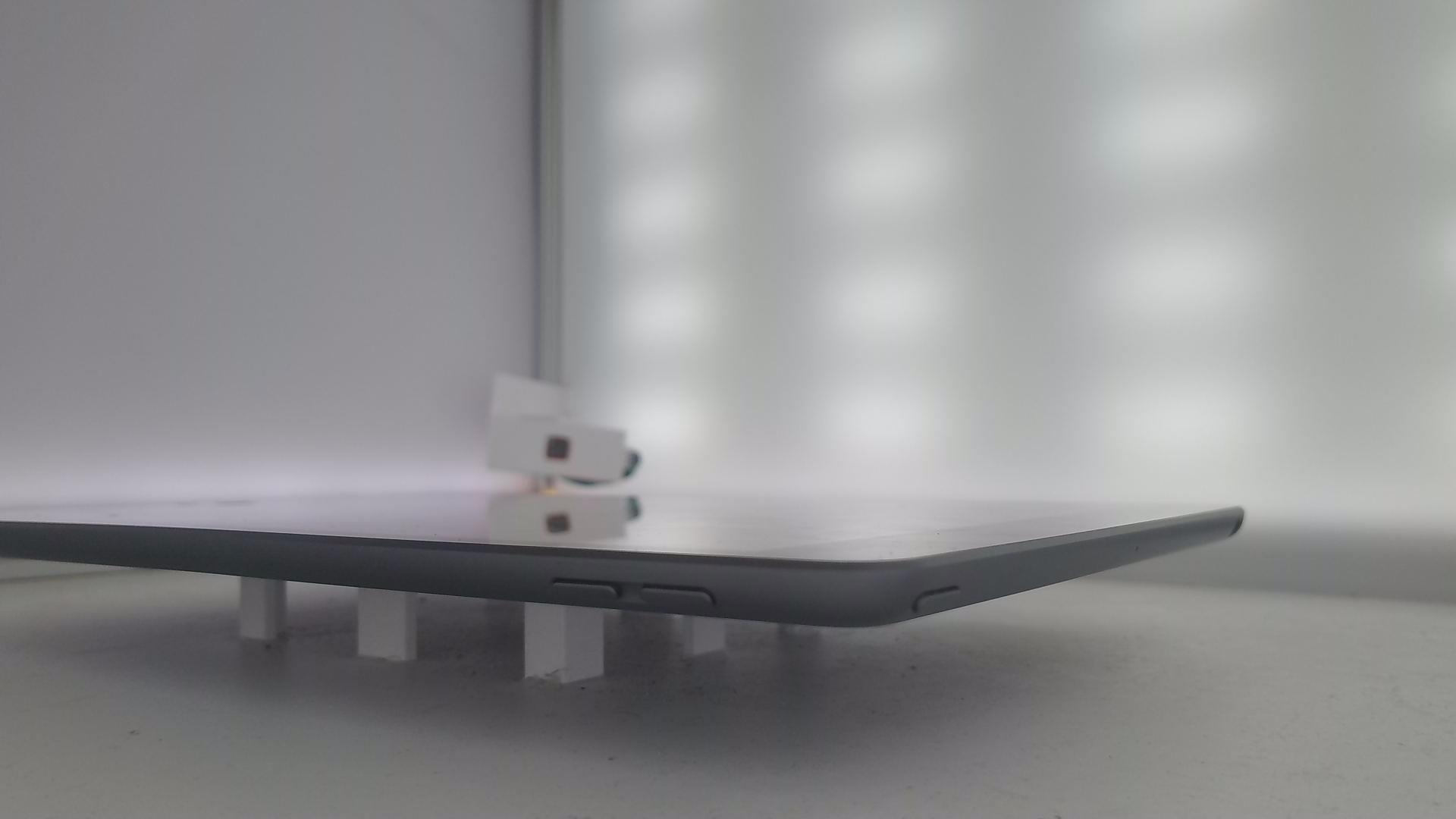 苹果【iPad9 10.2英寸 21款】95新 