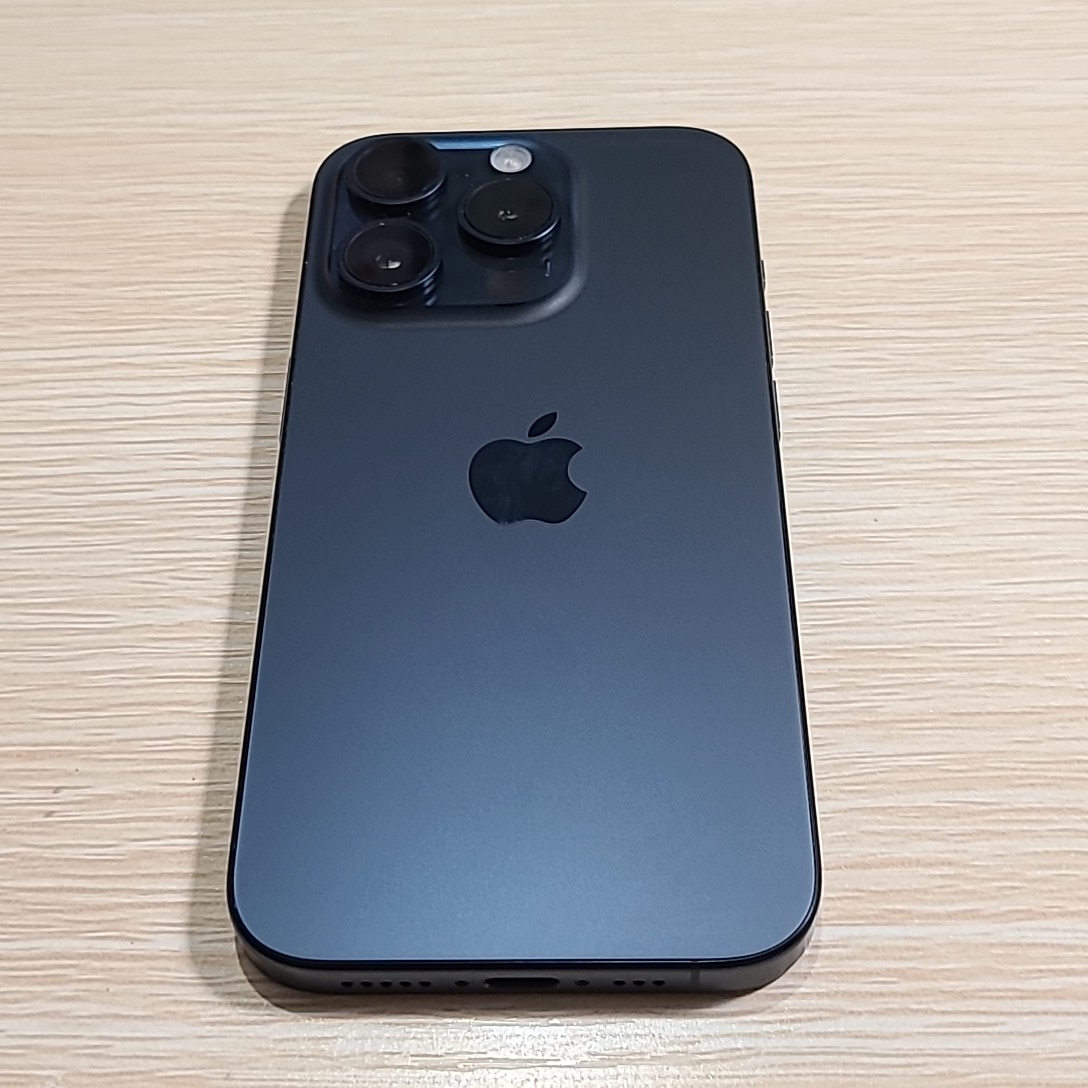 苹果【iPhone 15 Pro】5G全网通 蓝色钛金属 128G 国行 99新 