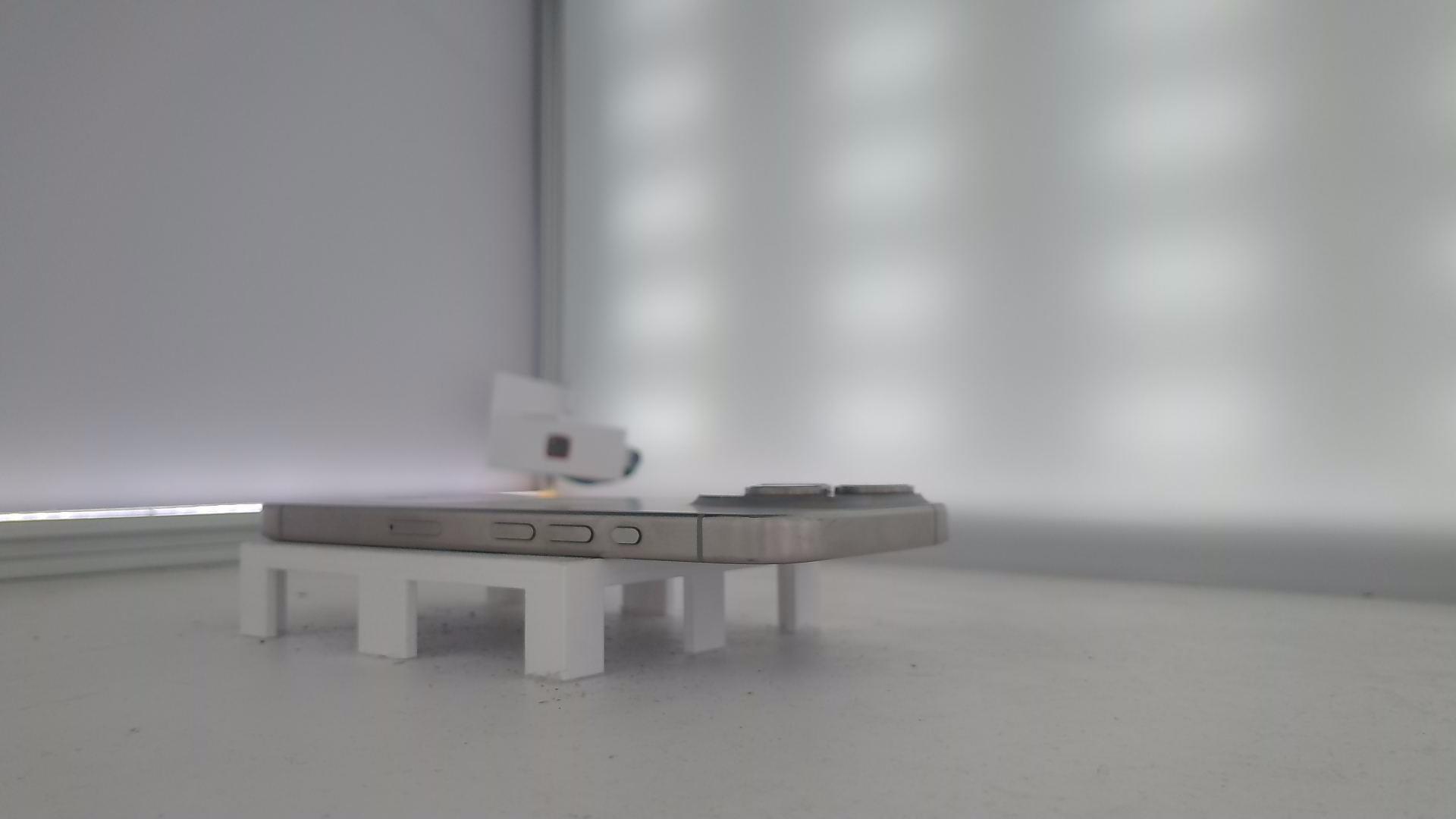 苹果【iPhone 15 Pro】8成新 