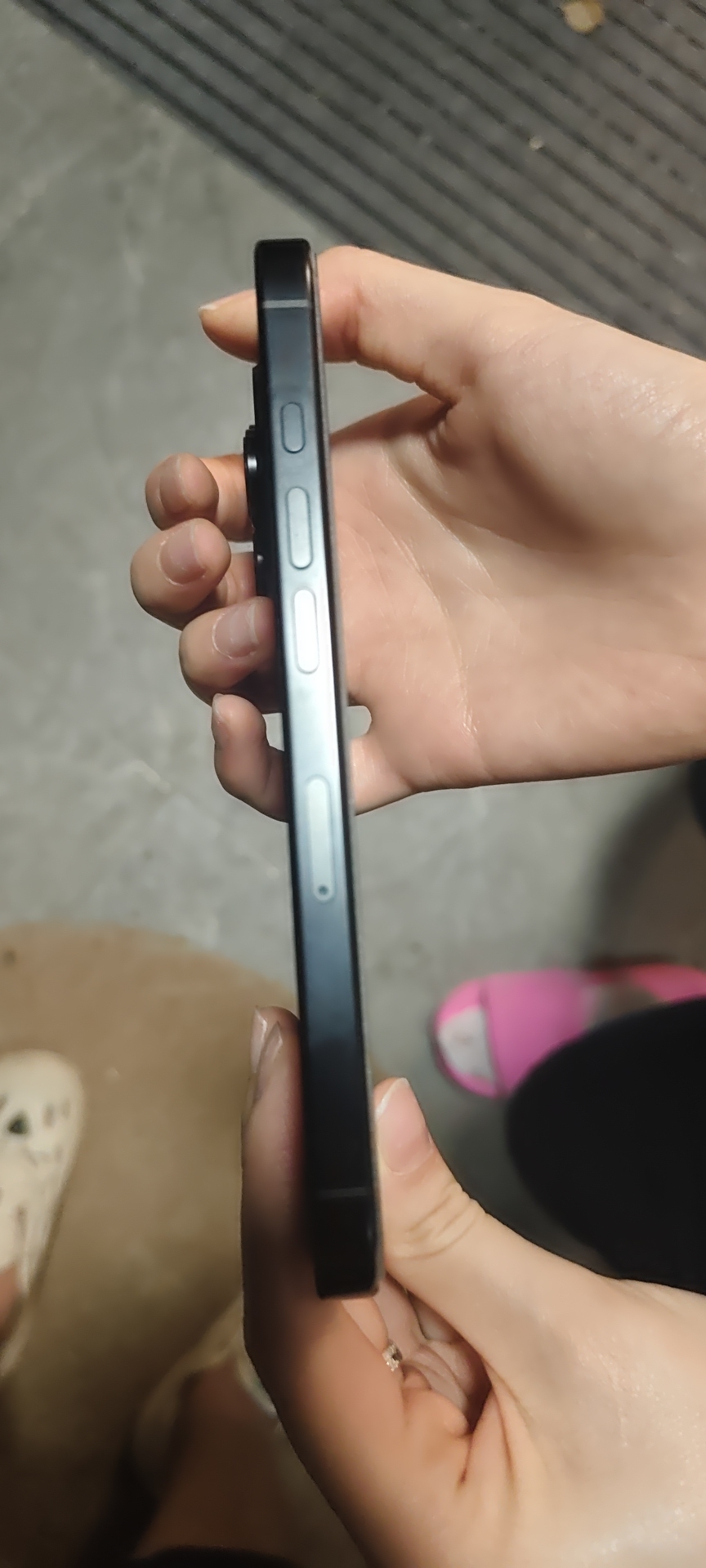 苹果【iPhone 16 pro】5G全网通 黑色钛金属 256G 国行 99新 