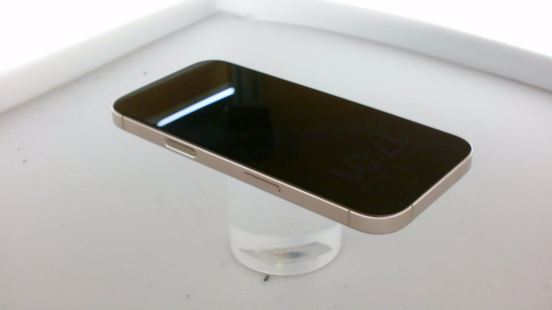 苹果【iPhone 16 pro】9成新 