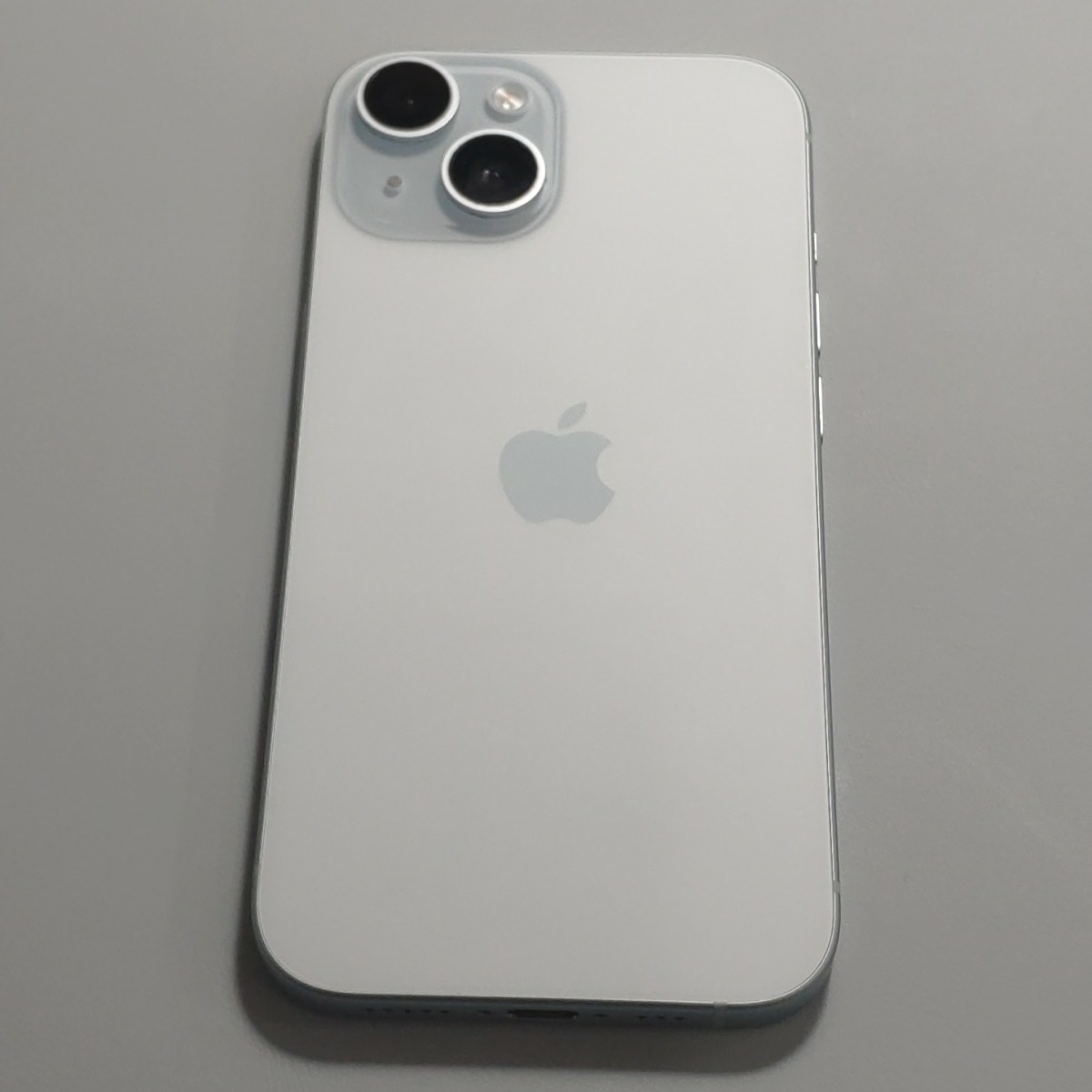 苹果【iPhone 15】5G全网通 蓝色 128G 国行 99新 