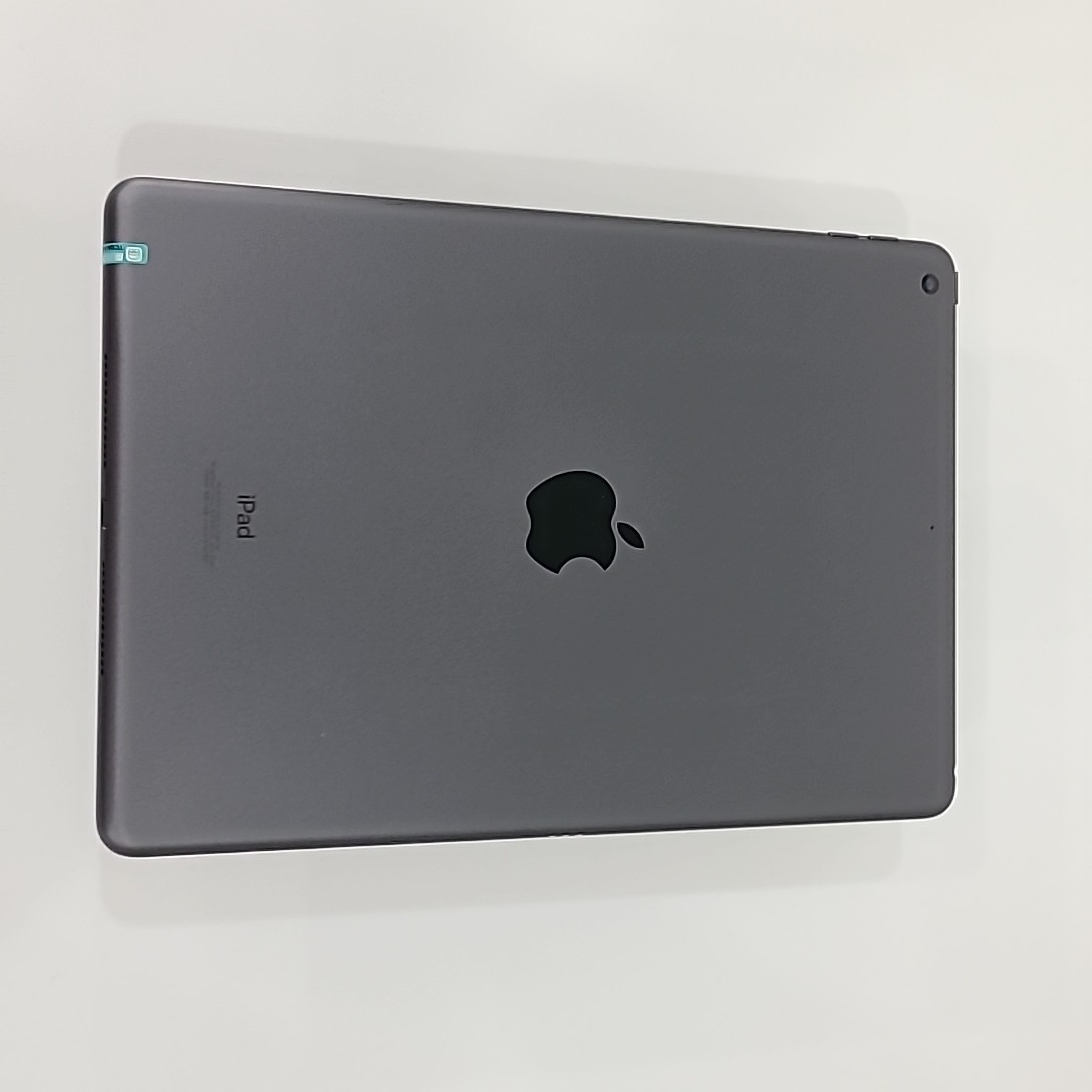 苹果【iPad9 10.2英寸 21款】WIFI版 深空灰 64G 国行 99新 