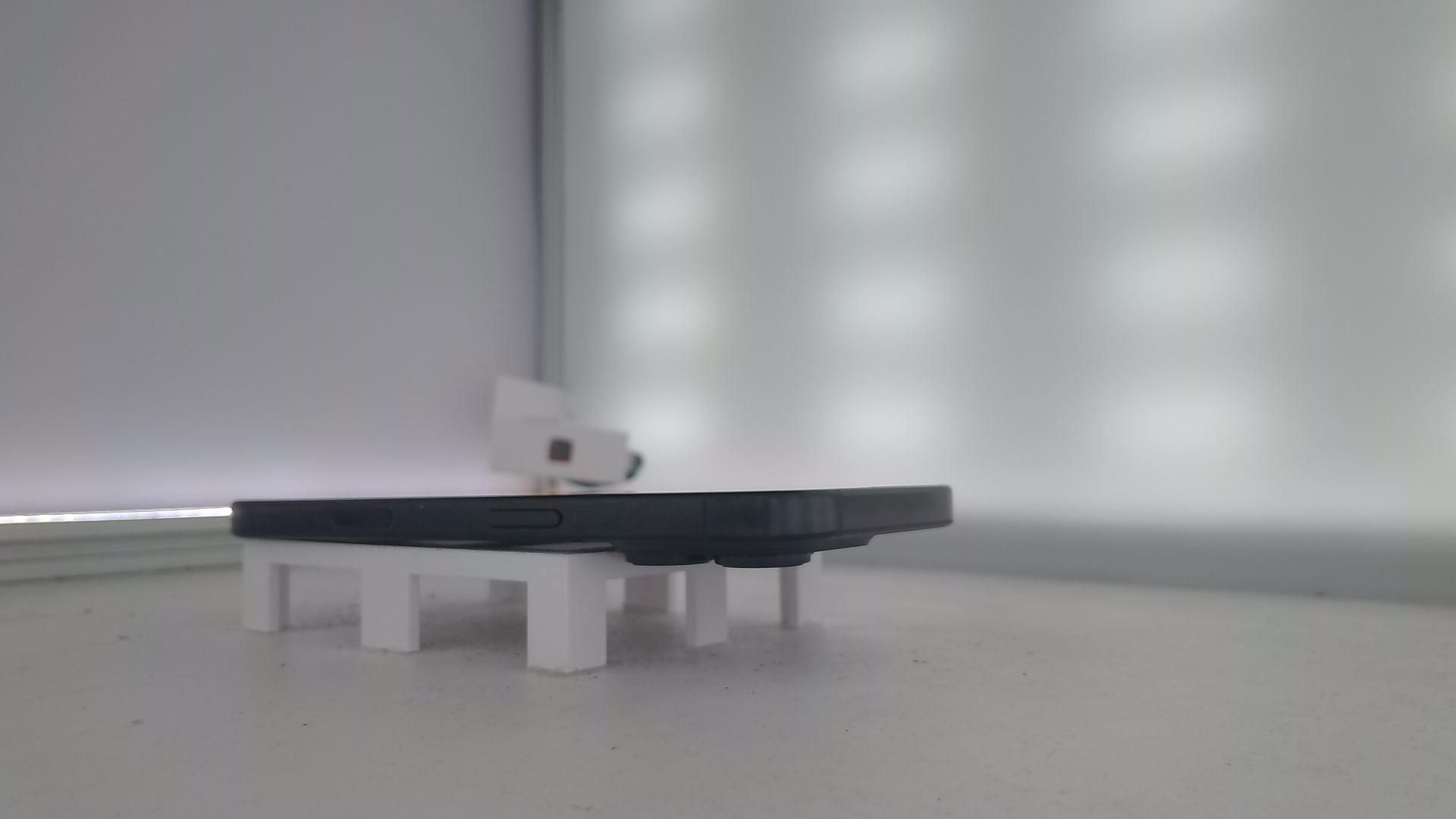 苹果【iPhone 16 pro】95新 