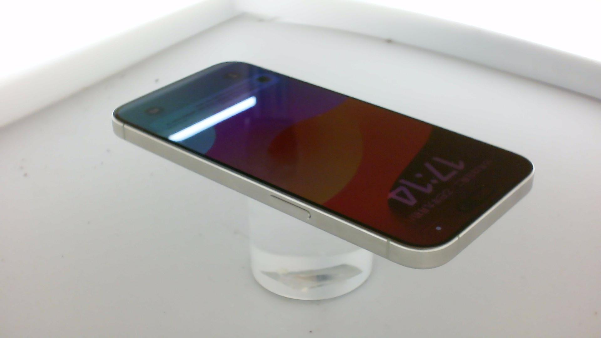 苹果【iPhone 15 Pro Max】95新 