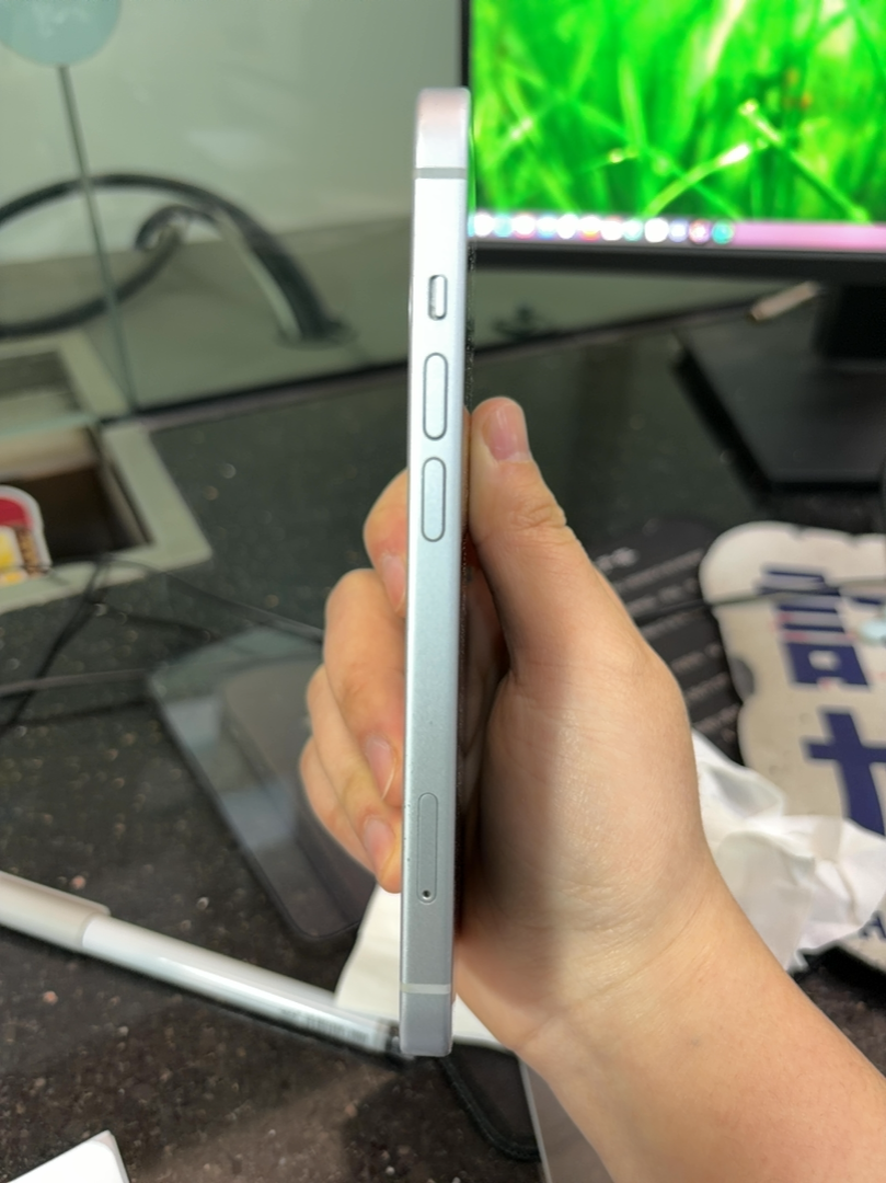 苹果【iPhone 15】5G全网通 蓝色 128G 国行 8成新 